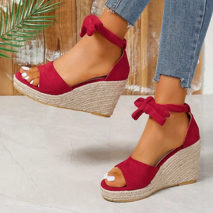 Justyna – Damskie Espadryle na Koturnie z Wiązaniem