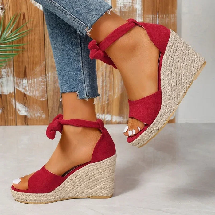 Justyna – Damskie Espadryle na Koturnie z Wiązaniem