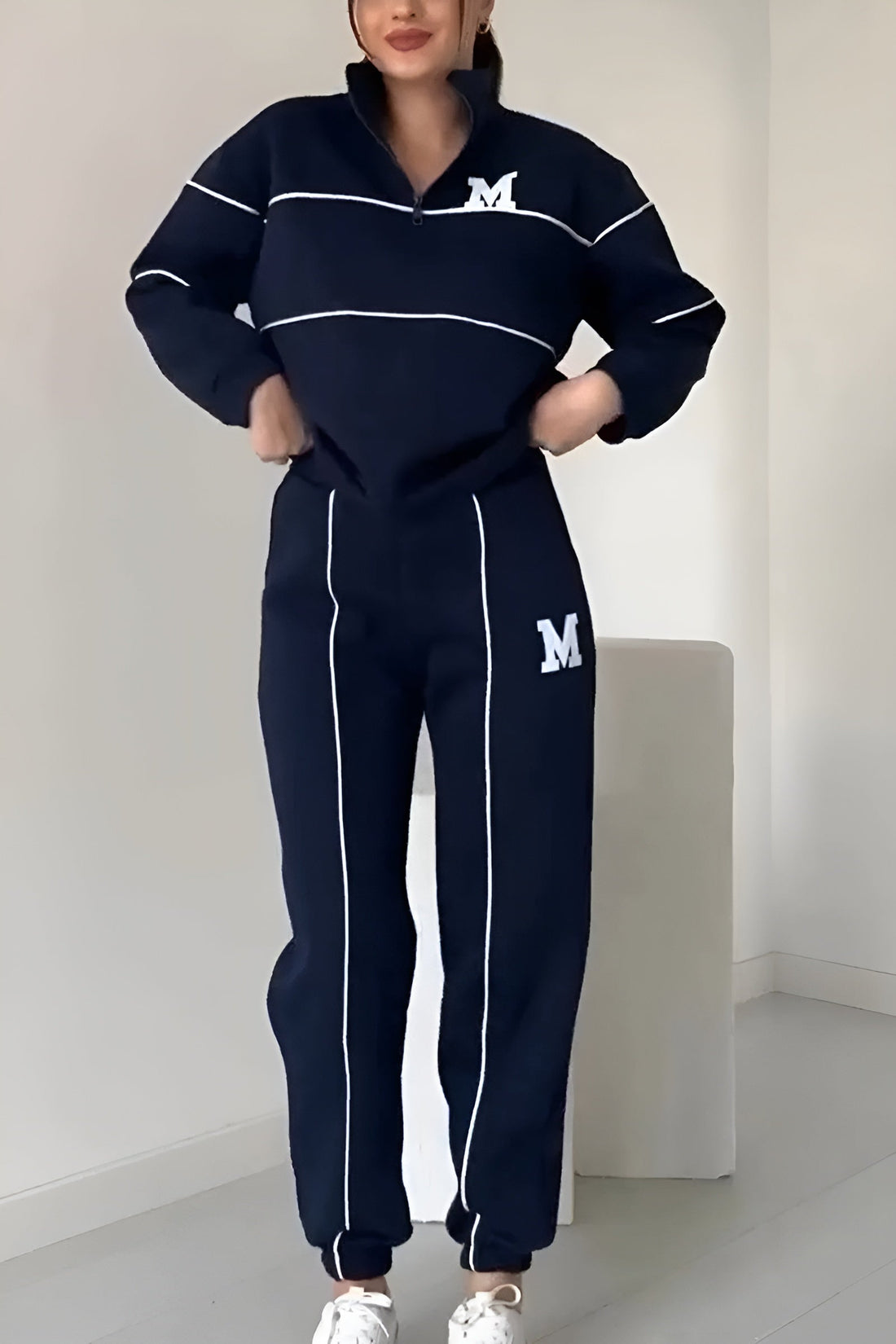 Marie Damski Zestaw Casual – Wygodny Komplet z Długimi Rękawami i Modnym Detalem „M”
