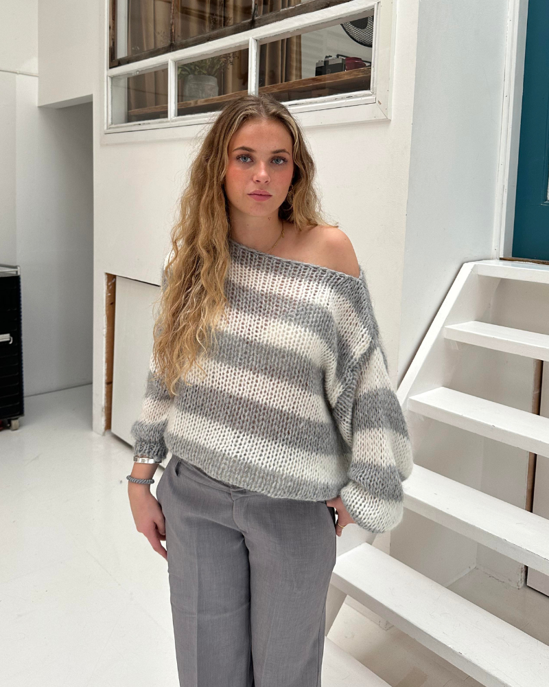 Louisa Damski Sweter Dzianinowy – Oversize Sweter w Paski z Miękkiego Materiału & Modnym Designem